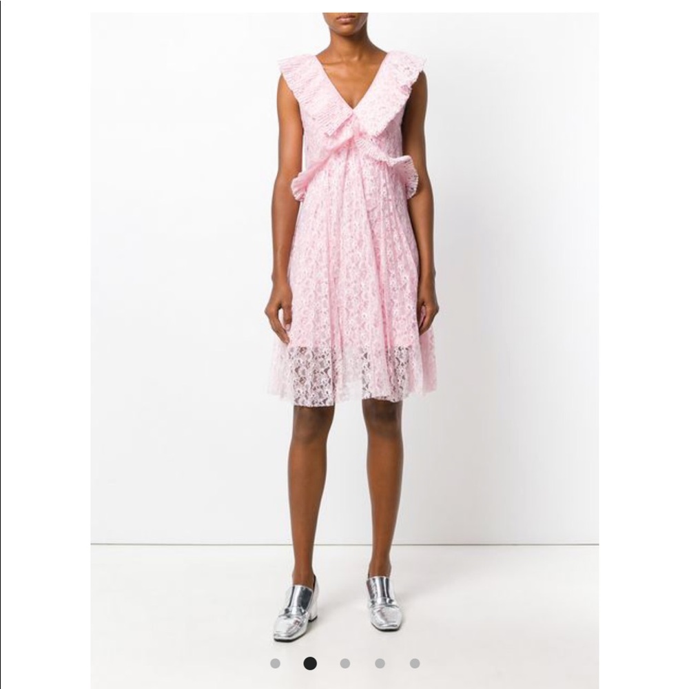 Lace baby pink dress (doesn’t have slip)